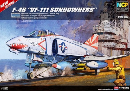 AC12232 F-4B VF-111 SUNDOWNERS 1/48