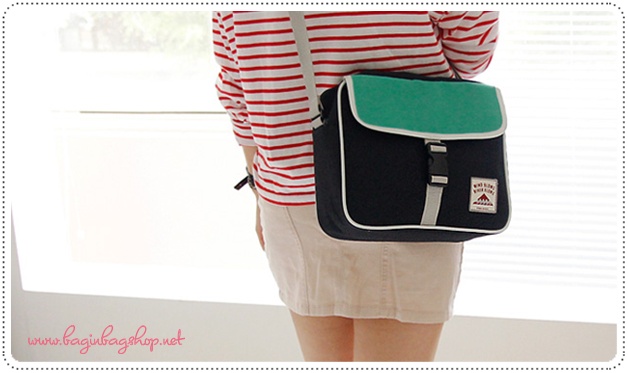Iconic Cube Bag