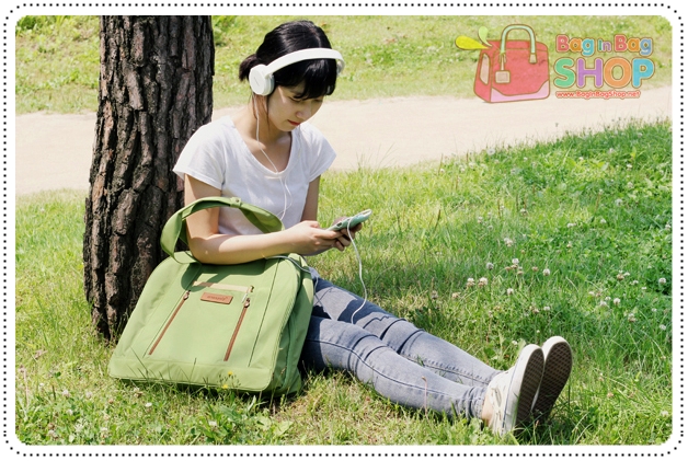 Traveler Shopper Bag