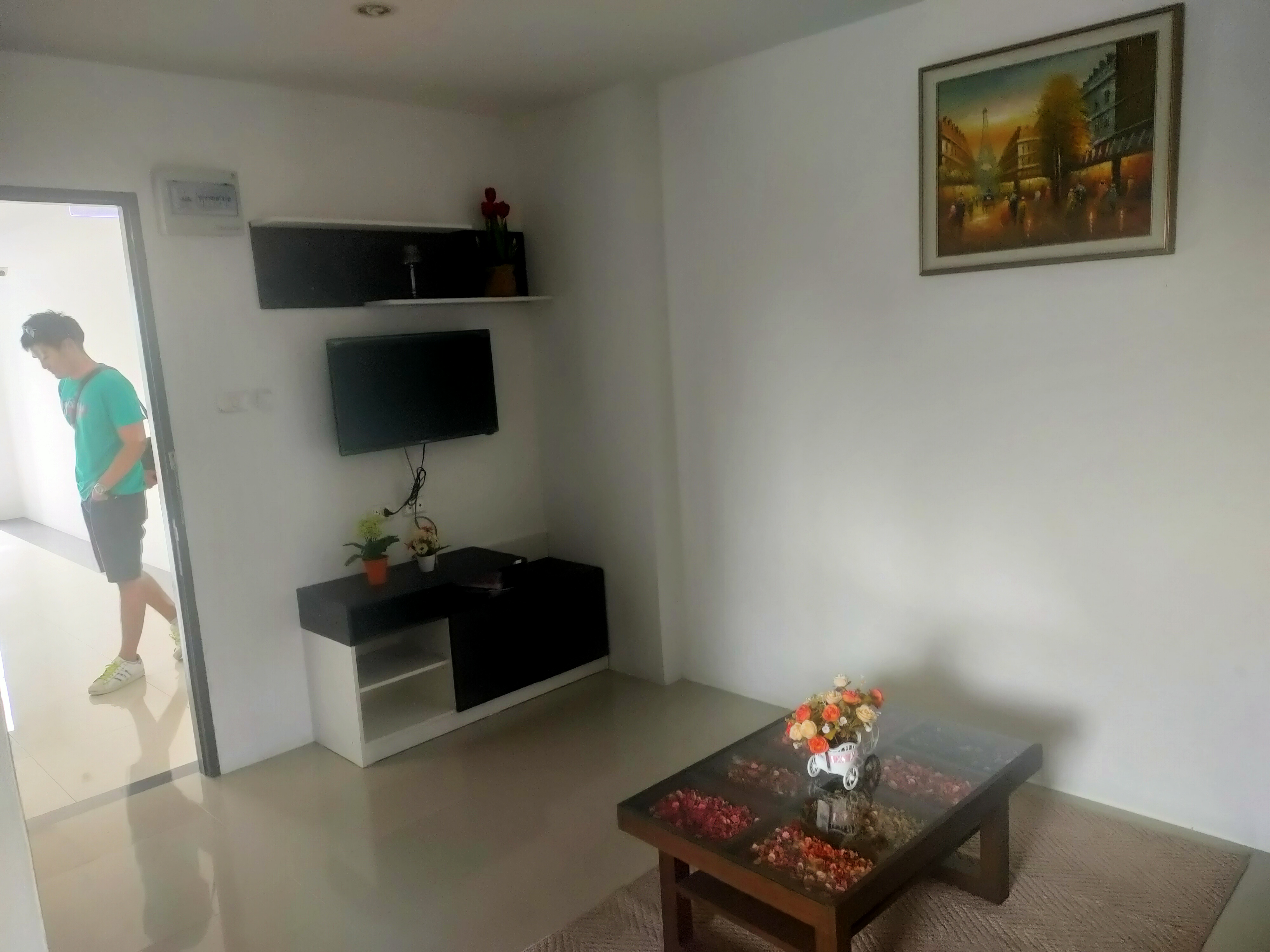 ขาย-ยกโครงการคอนโดสร้างใหม่ 8 ชั้น จำนวน 221 ห้อง ต.จอมเทียน อ.สัตหีบ จ.ชลบุรี