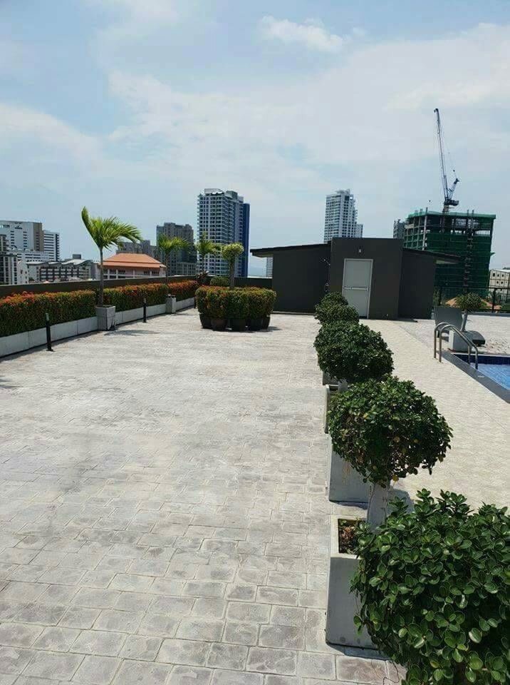 ขาย-คอนโด 9ชั้น พร้อมดาดฟ้า พระตำหนัก(พัทยาใต้) อ.บางละมุง ชลบุรี