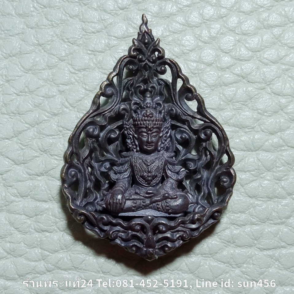 เหรียญพระจักรพรรดิ เหรียญหล่อฉีดลายฉลุ หลวงตาม้า วัดถ้ำเมืองนะ ปี2564 เนื้อชนวนผสม,ปรอท,เหล็กไหลธาตุกายสิทธิ์ สวยสดงดงามอลังการแห่งงานพุทธศิลป์ พร้อมแผ่นพับพระคาถาวัดถ้ำเมืองนะแท้ๆ สร้างเพียง300องค์ หายากมากครับ เหรียญพระจักรพรรดิ พุทธคุณครอบจักรวาล