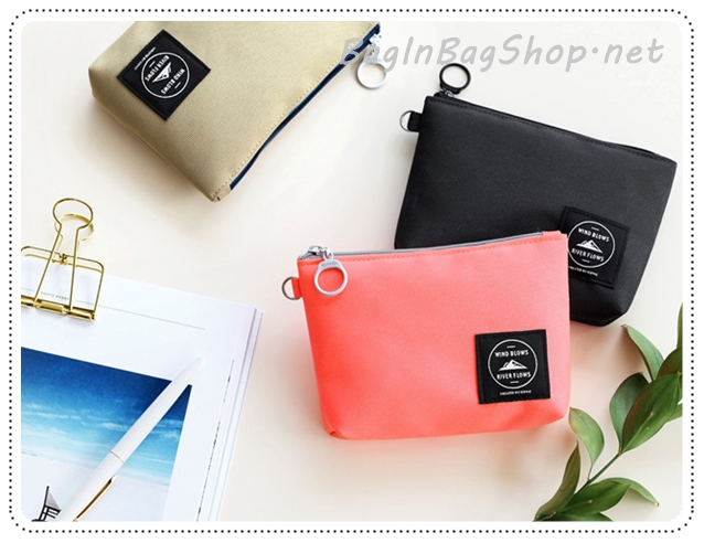 Iconic Charger Pouch