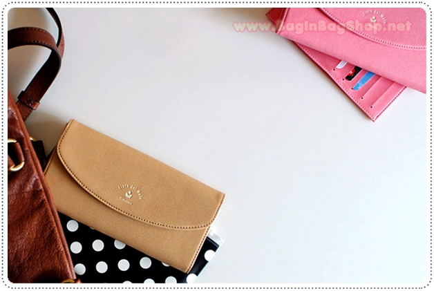 ลด 50% Fiore Del Melo Day Wallet