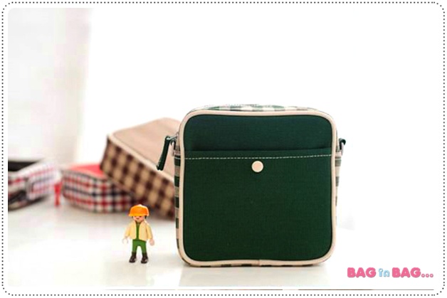 Daily Check Cross Bag กระเป๋าสะพายเฉียงใบเล็ก