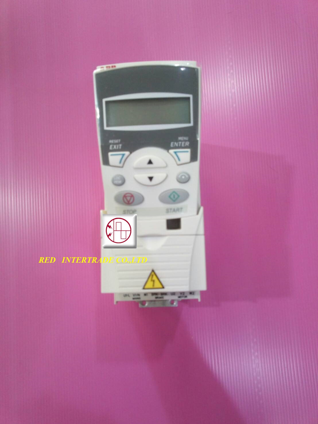 ขาย INVERTER ABB ACS355-03E-02A4-4 new