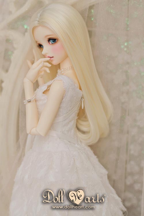 [PRE-ORDER] SD13G June Bride