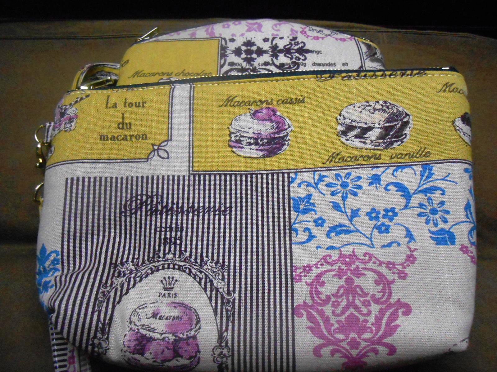 กระเป๋าลาย Macaron ผ้าดิบ