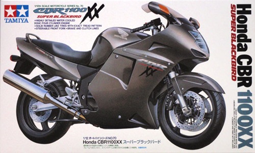 TA14070 HONDA CBR 1100XX SUPER BLACKBIRD 1/12