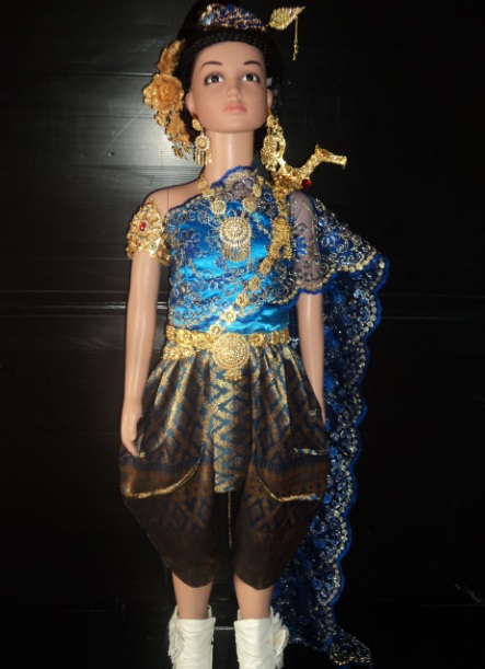 ชุดไทยเด็กอนุบาล-ประถมสีน้ำเงินทองผ้าไหมเกษตร ราคานี้ไม่รวมเครื่องประดับ