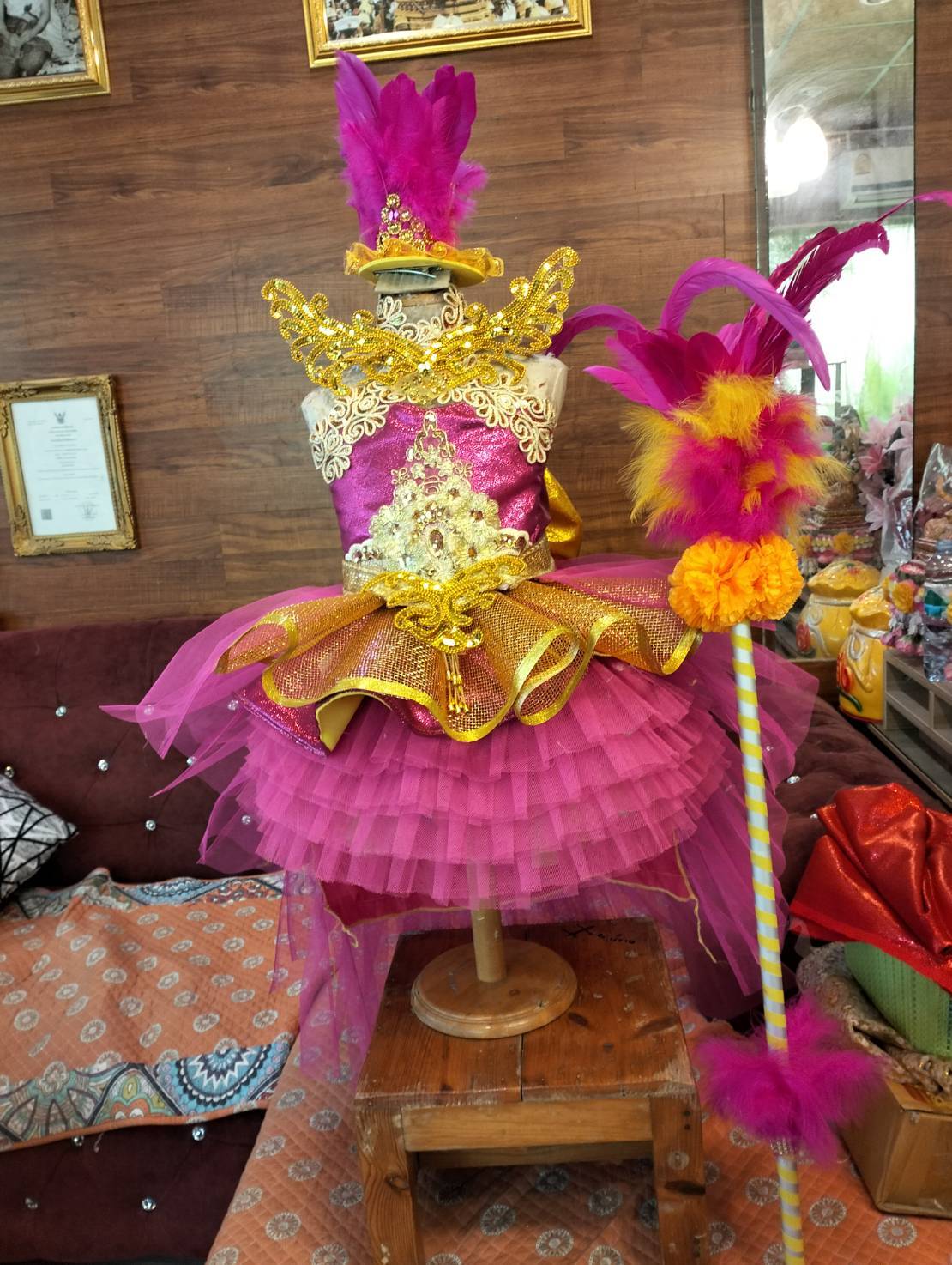 ชุดดรัมเมเยอร์สีชมพูอนุบาลและประถม