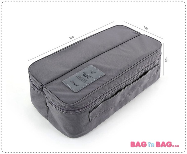 Underwear Divided Pouch กระเป๋าสำหรับเก็บกางเกงชั้นในและถุงเท้าพกพา