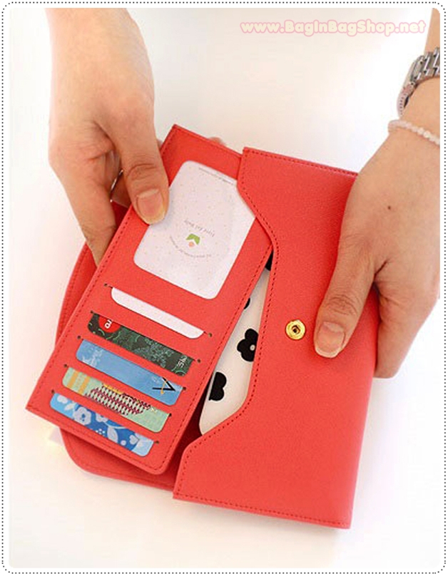 ลด 50% Fiore Del Melo Day Wallet