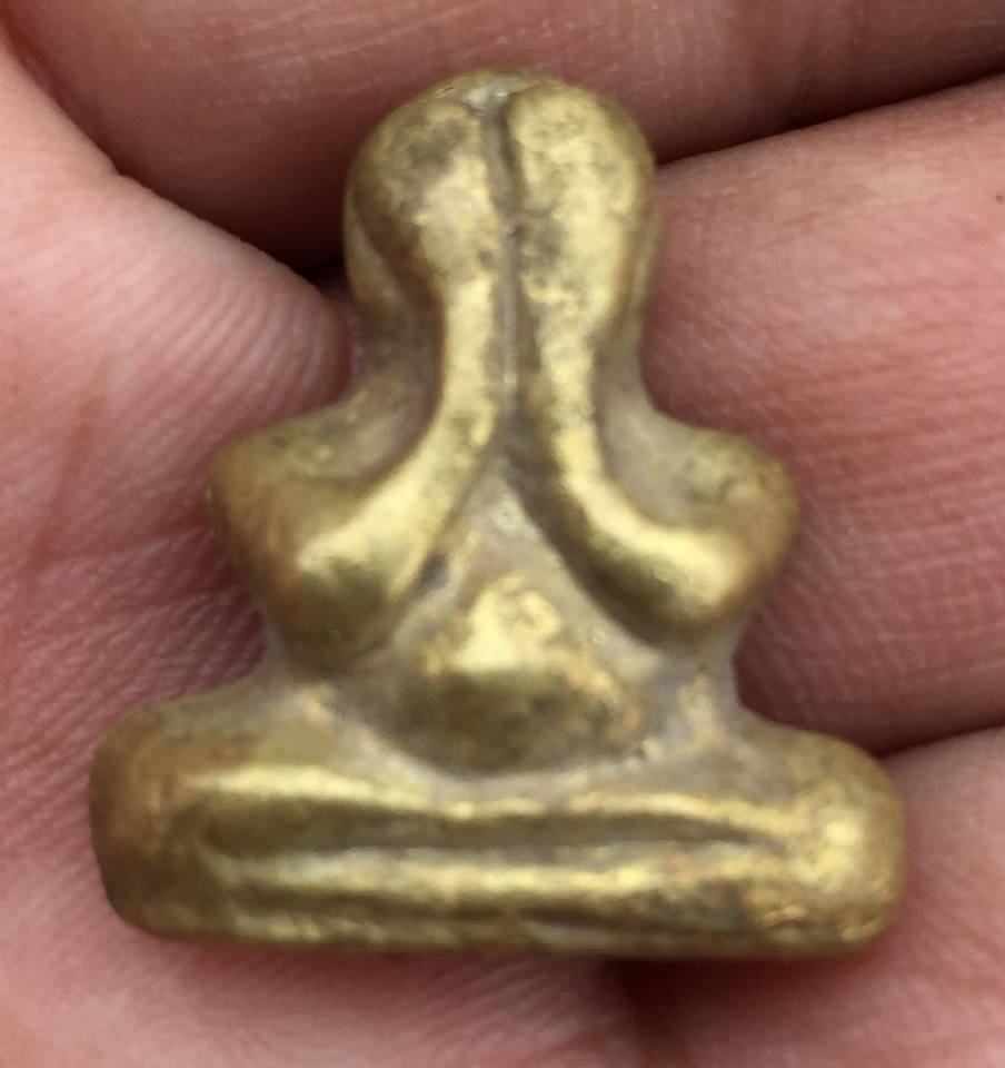 พระปิดตาเนื้อทองเหลือง รุ่น 115 ปี หลวงปู่เอี่ยม