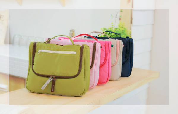 From Cable Pouch กระเป๋าใส่ของใช้ส่วนตัว