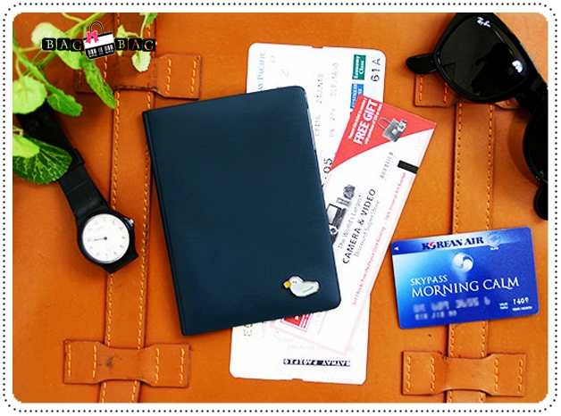 Jam Passport Holder
