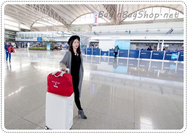 Colorful Duffel Bags กระเป๋าเดินทางพับได้