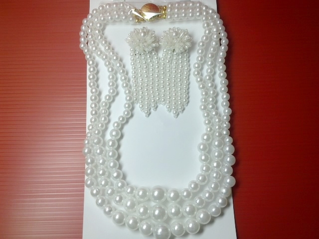 สร้อยไข่มุก(สีขาว)สำหรับเด็กk56/035