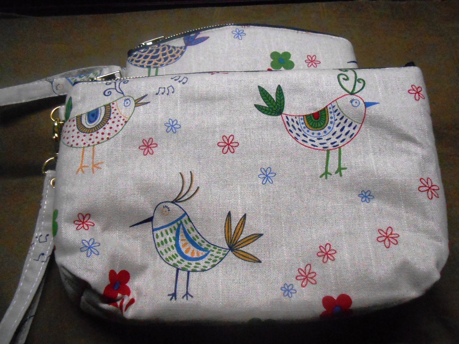 กระเป๋าลายนก