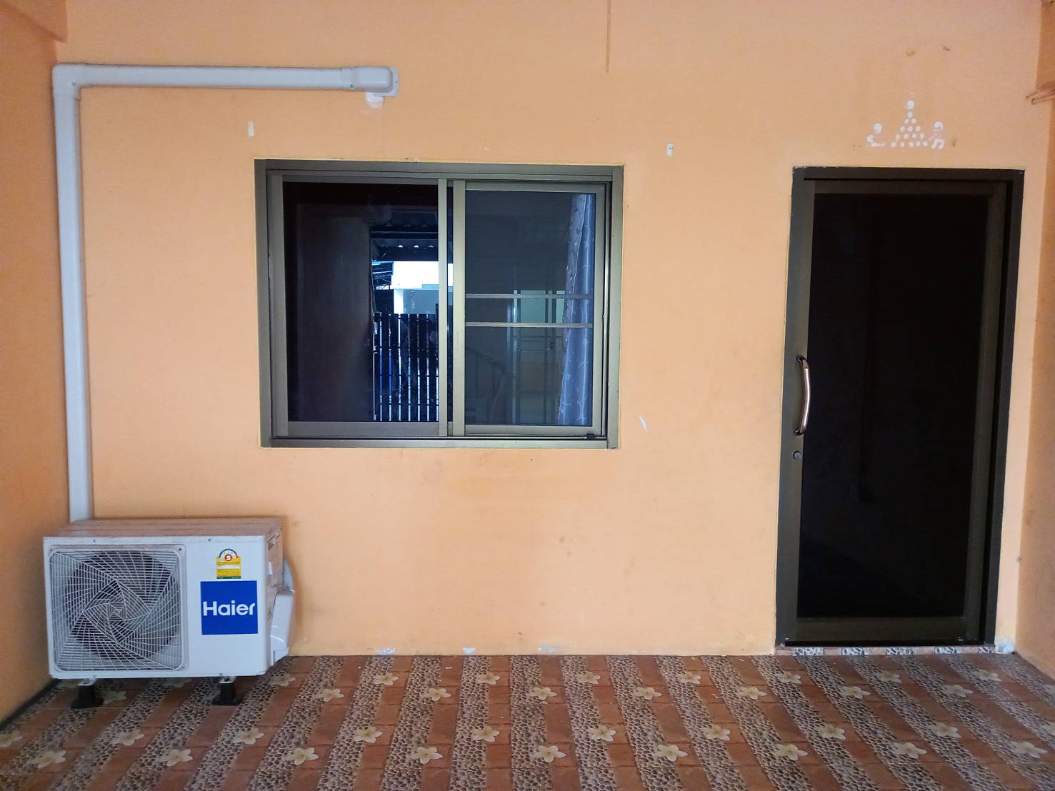 ขายด่วน-บ้านทาวน์เฮ้าส์ 2 ชั้น ม.บัวแก้ว ต.บ้านปทุม อ.สามโคก จ.ปทุมธานี