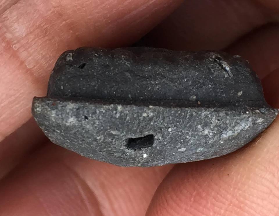 หลวงปู่ทวดเนื้อว่าว หลังศาลา