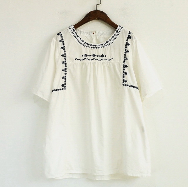 เสื้อผ้าฝ้ายนุ่มปักลาย รอบอก 42 นิ้ว