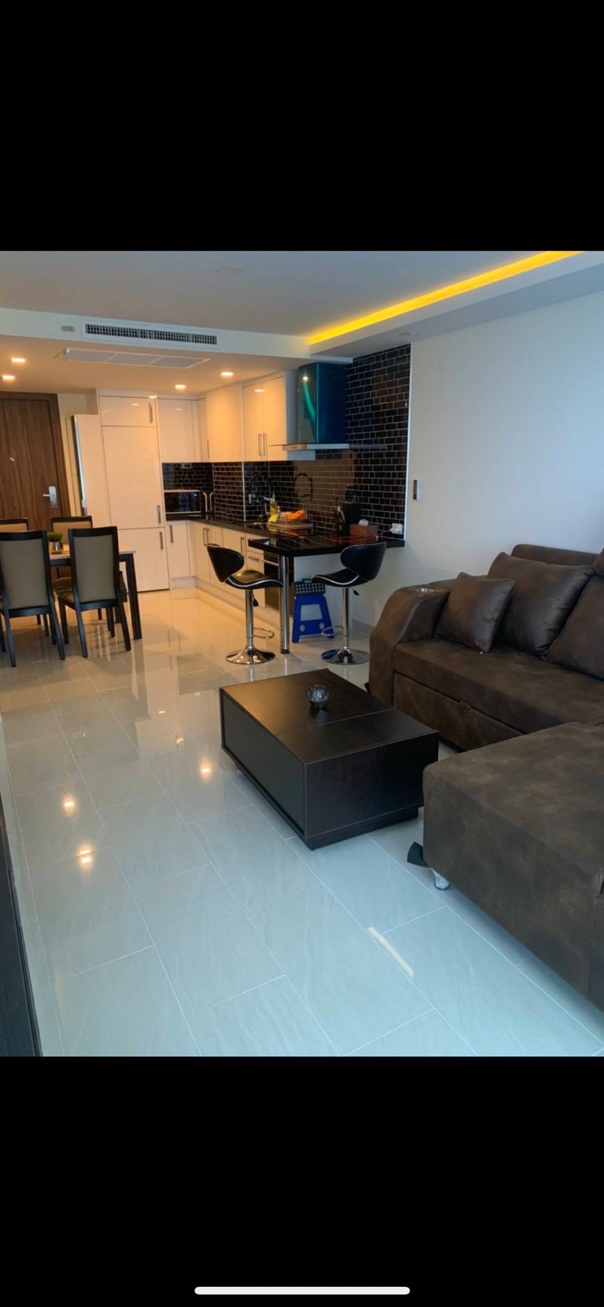 ขาย-ห้องชุด 1ห้อง พัทยา พื้นที่ 54.64 ตรม.ระเบียง 6.12 ตรม. ชั้น4 ห้องF404 แกรนด์อเวนิวเรสซิเดนส์คอนโดมิเนียม ถ พัทยาสาย2 ซ.บัวขาว15 ต.หนองปรือ อ.บางละมุง จ.ชลบุรี 20150