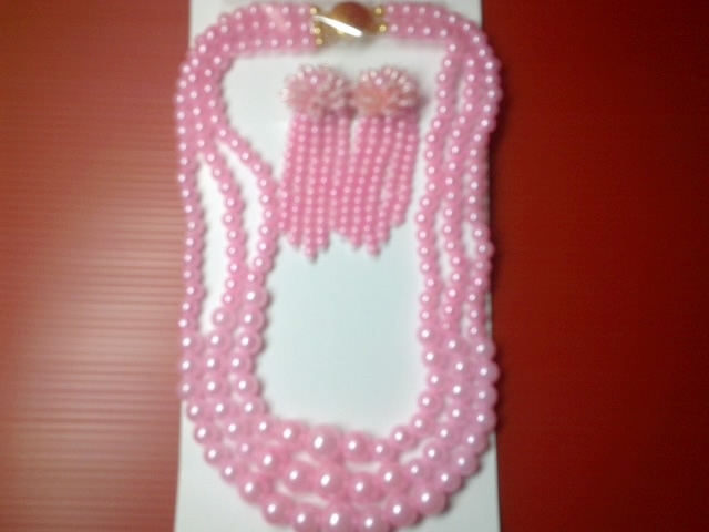 สร้อยไข่มุก(สีชมพู)สำหรับเด็กk56/034