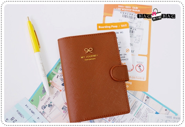 Ribbon Passport Holder