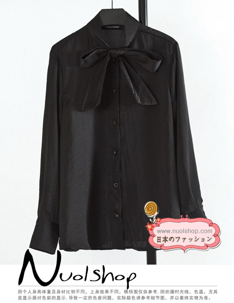 เสื้อแขนยาวสีดำ รอบอก 38 นิ้ว