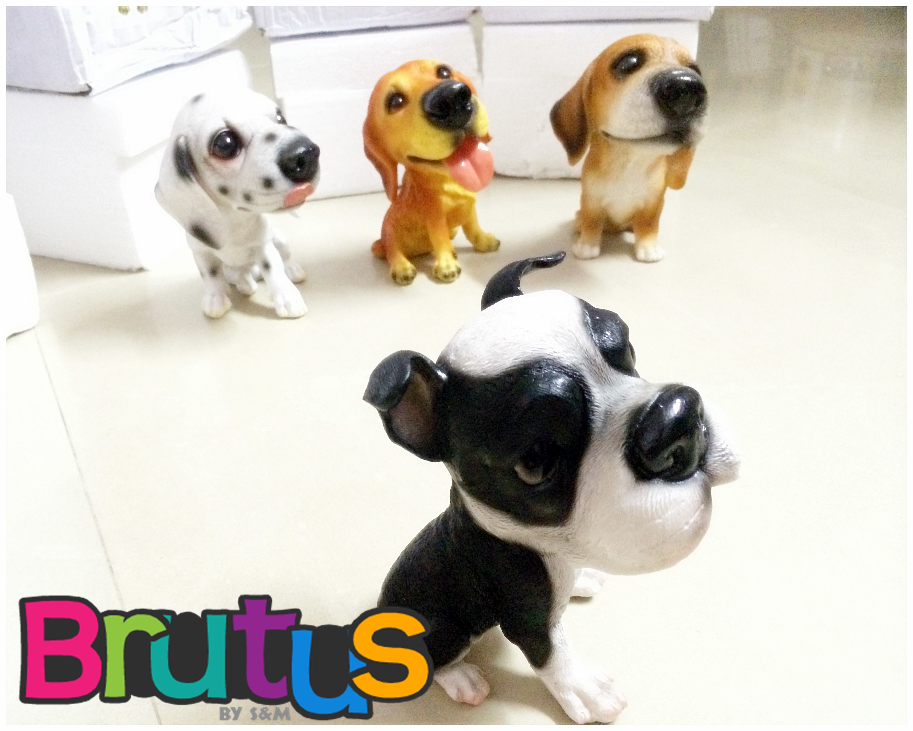 ตุ๊กตาสุนัข เรซิ่น พันธุ์บลูด๊อก (BULL DOG) บิดตัว