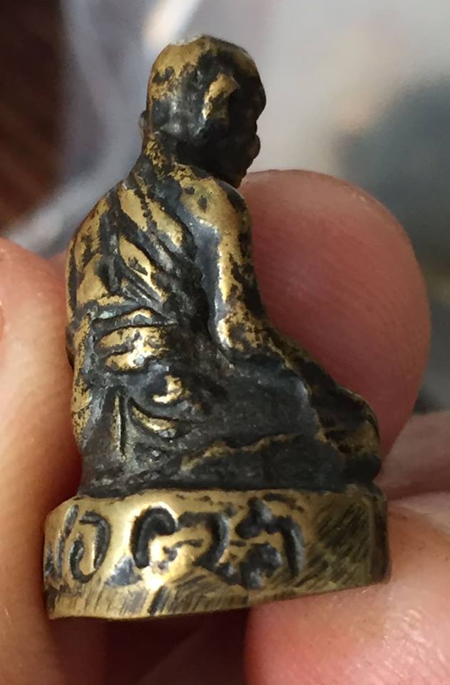 พระรูปหล่อไม่ทราบที่