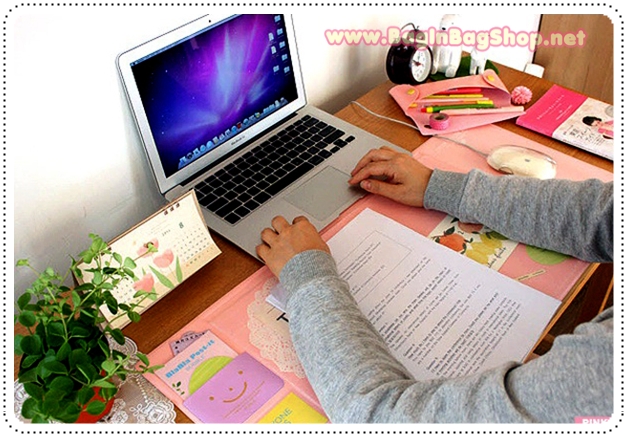 Smile Desk Mat ที่จัดระเบียบโต๊ะทำงาน