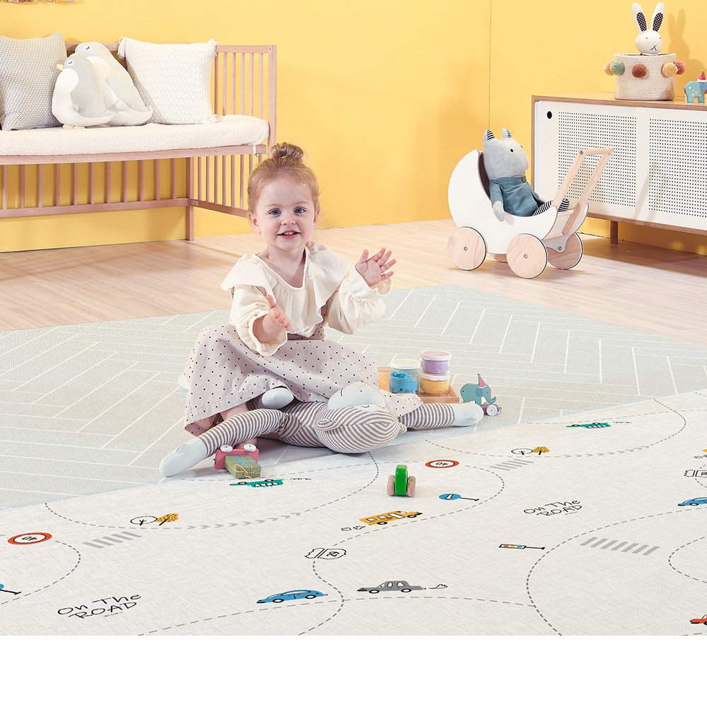 New! แผ่นรองคลาน PARKLON รุ่น La Pure Soft Mat ขนาด 130x190x1.2cm ลาย On The Road