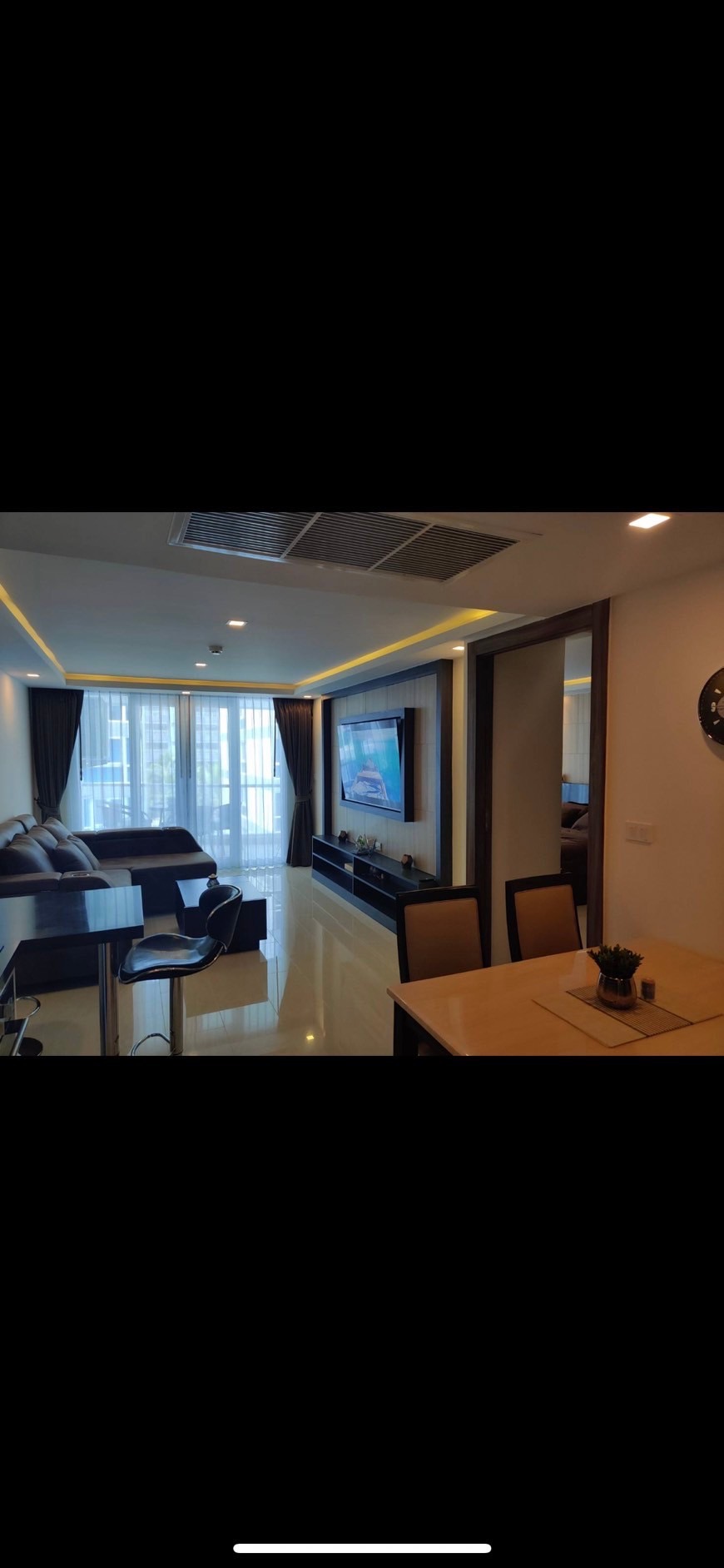 ขาย-ห้องชุด 1ห้อง พัทยา พื้นที่ 54.64 ตรม.ระเบียง 6.12 ตรม. ชั้น4 ห้องF404 แกรนด์อเวนิวเรสซิเดนส์คอนโดมิเนียม ถ พัทยาสาย2 ซ.บัวขาว15 ต.หนองปรือ อ.บางละมุง จ.ชลบุรี 20150