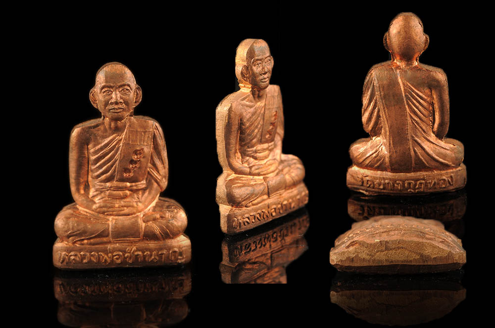 เจ้าคุณชำนาญ รูปเหมือนปั๊ม รุ่น๒ เนื้อทองแดง ปี ๔๗ + ตะกรุดยันต์ครู พิธีจักรพรรดิ์ตราธิราช ปี ๕๐ ออกวัดบางกุฎีทอง จ.ปทุมธานี (จัดไว้แค่ ๕ ชุดเท่านั้น )