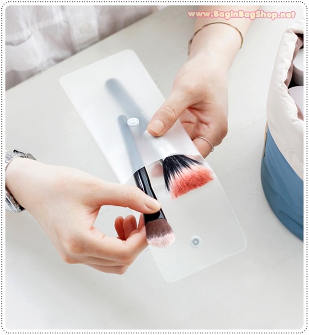 Travel Dresser Pouch กระเป๋าเครื่องสำอางค์ขนาดจัมโบ้