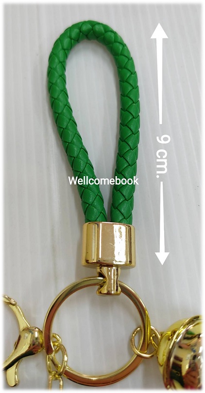 พวงกุญแจเรซิ่น 'หมีโครเชต์สีเขียวเข้ม' 1 ชิ้น