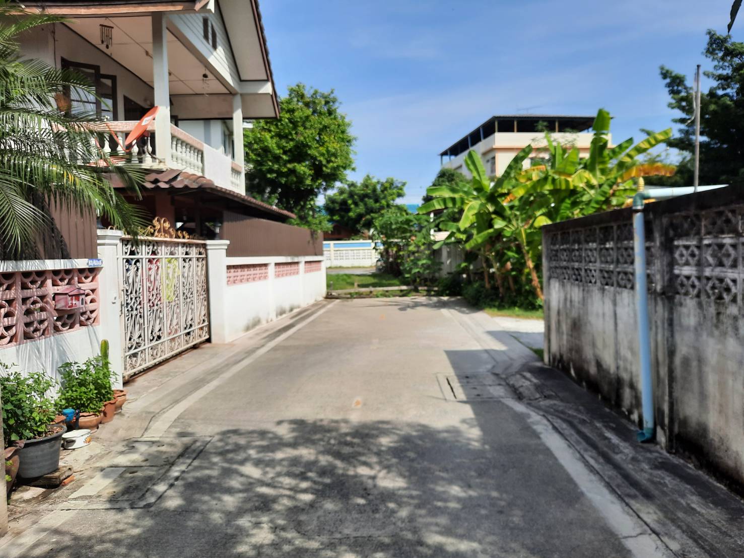 ขาย-ที่ดินเปล่า2แปลง แบ่งขายแปลงละ 50 ตรว. ต.บางกร่าง อ.เมือง จ.นนทบุรี