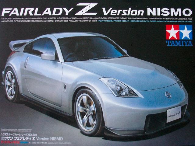 TA24304 Nissan Fairlady Z 1/24