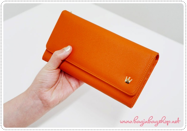 ลด 50% Crown Clutch Wallet heritage