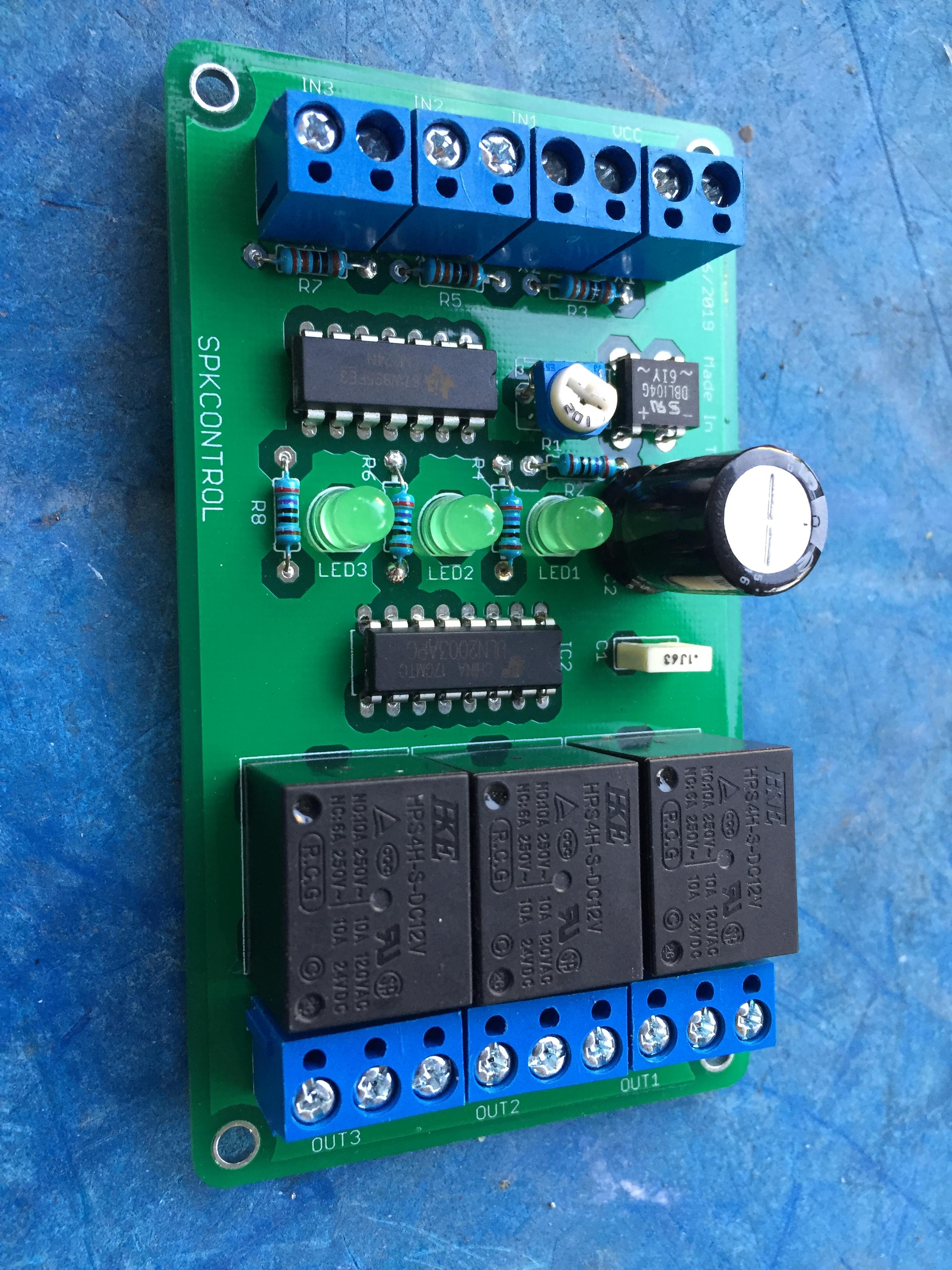 วงจรเปรียบเทียบแรงดันไฟฟ้า