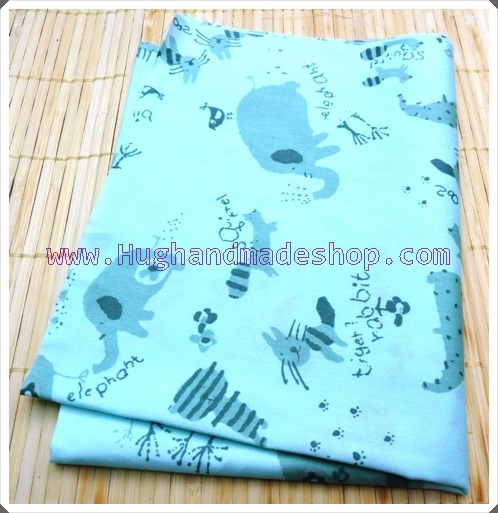 ผ้าคอตตอนสีเขียวลายสัตว์ชนิดต่างๆ