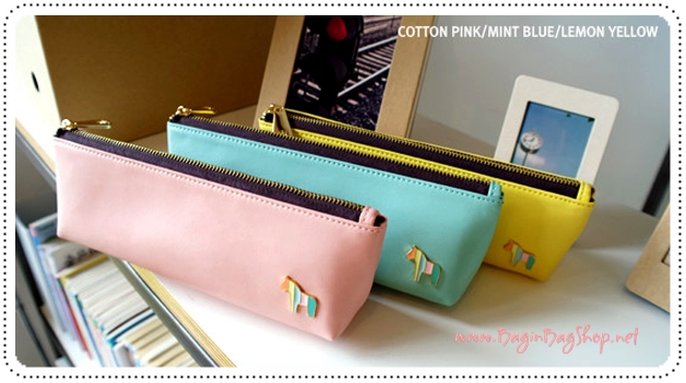 Pony Pencil Case กระเป๋าใส่เครื่องเขียน