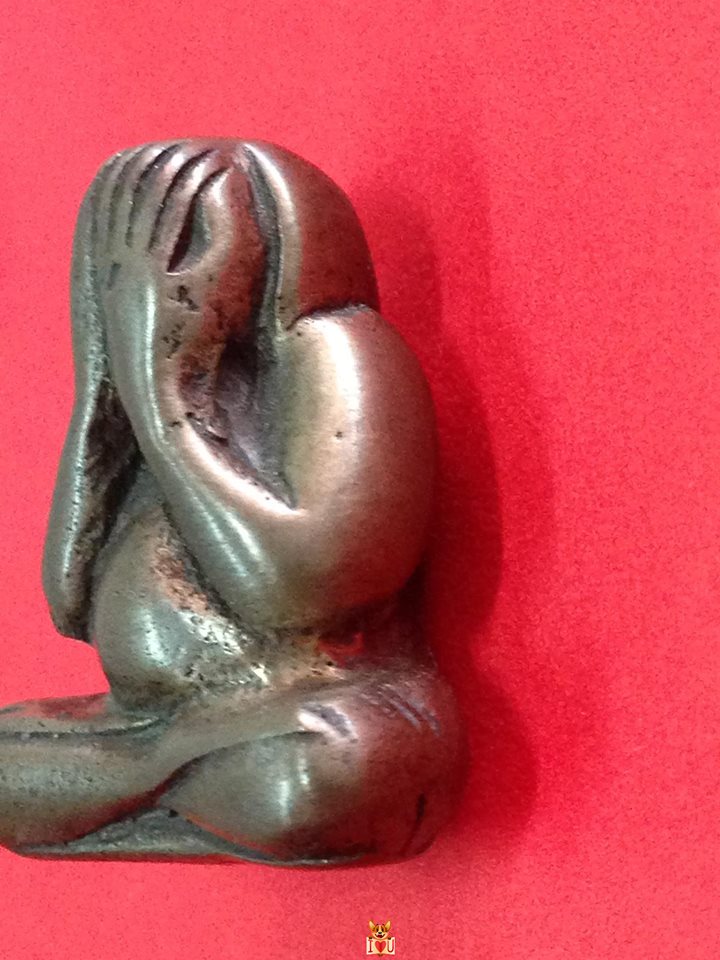 พระปิดตา เนื้อสำริด ไม่ทราบที่มา ท่านใดทราบข้อมูล ชี้แนะด้วยครับท่าน