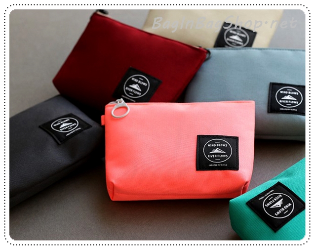Iconic Charger Pouch