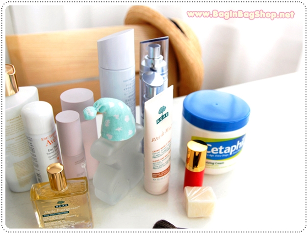 Travel Dresser Pouch กระเป๋าเครื่องสำอางค์ขนาดจัมโบ้