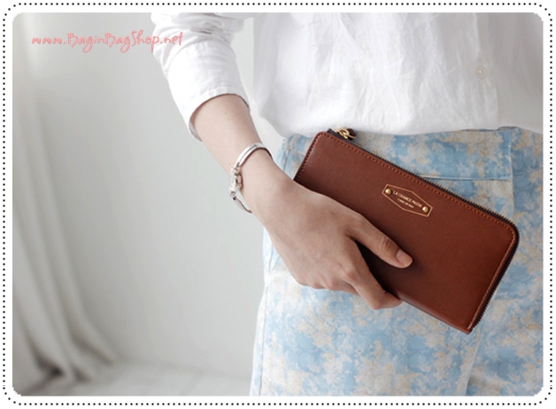 ICONIC Zip Up Wallet