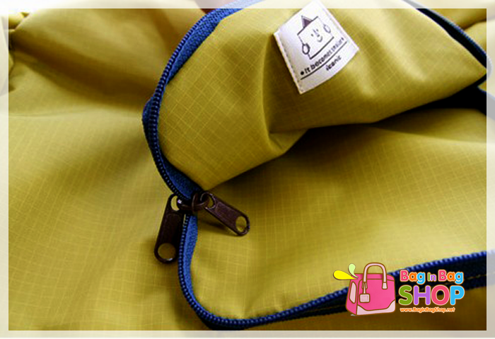 ICONIC Street Shopper Bag กระเป๋าช็อปปิ้งพับเก็บได้