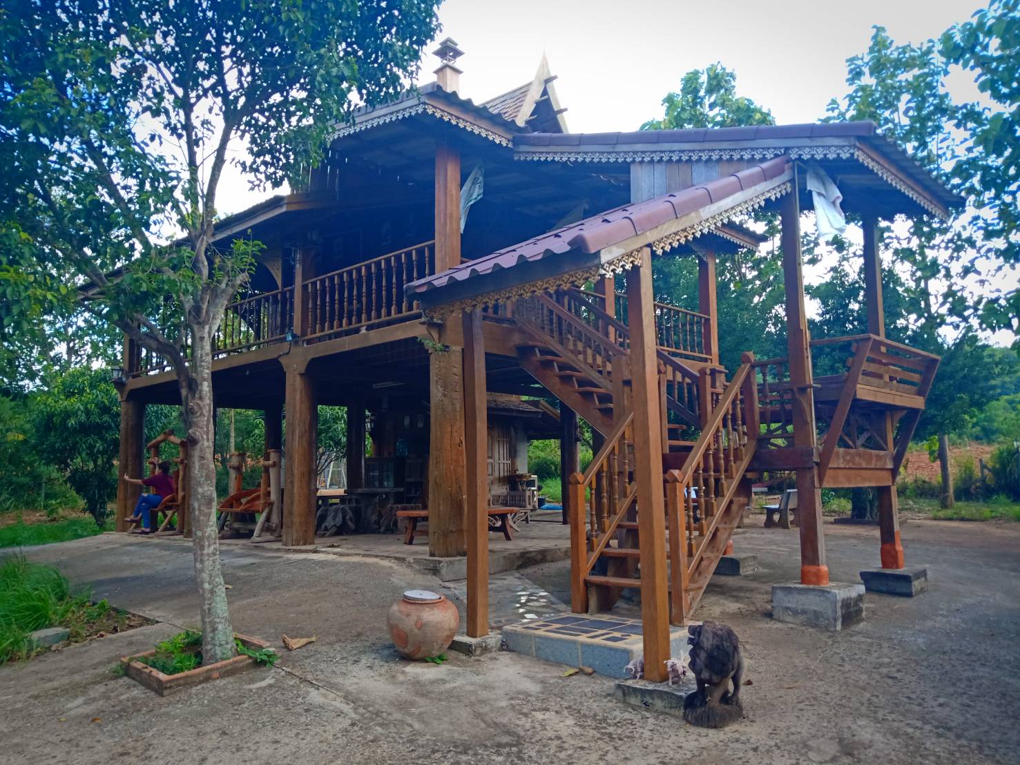 ขาย-บ้านทรงไทย1หลัง พื้นที่1-6-0ไร่ ต.ปากช่อง อ.ปากช่อง จ.นครราชสีมา